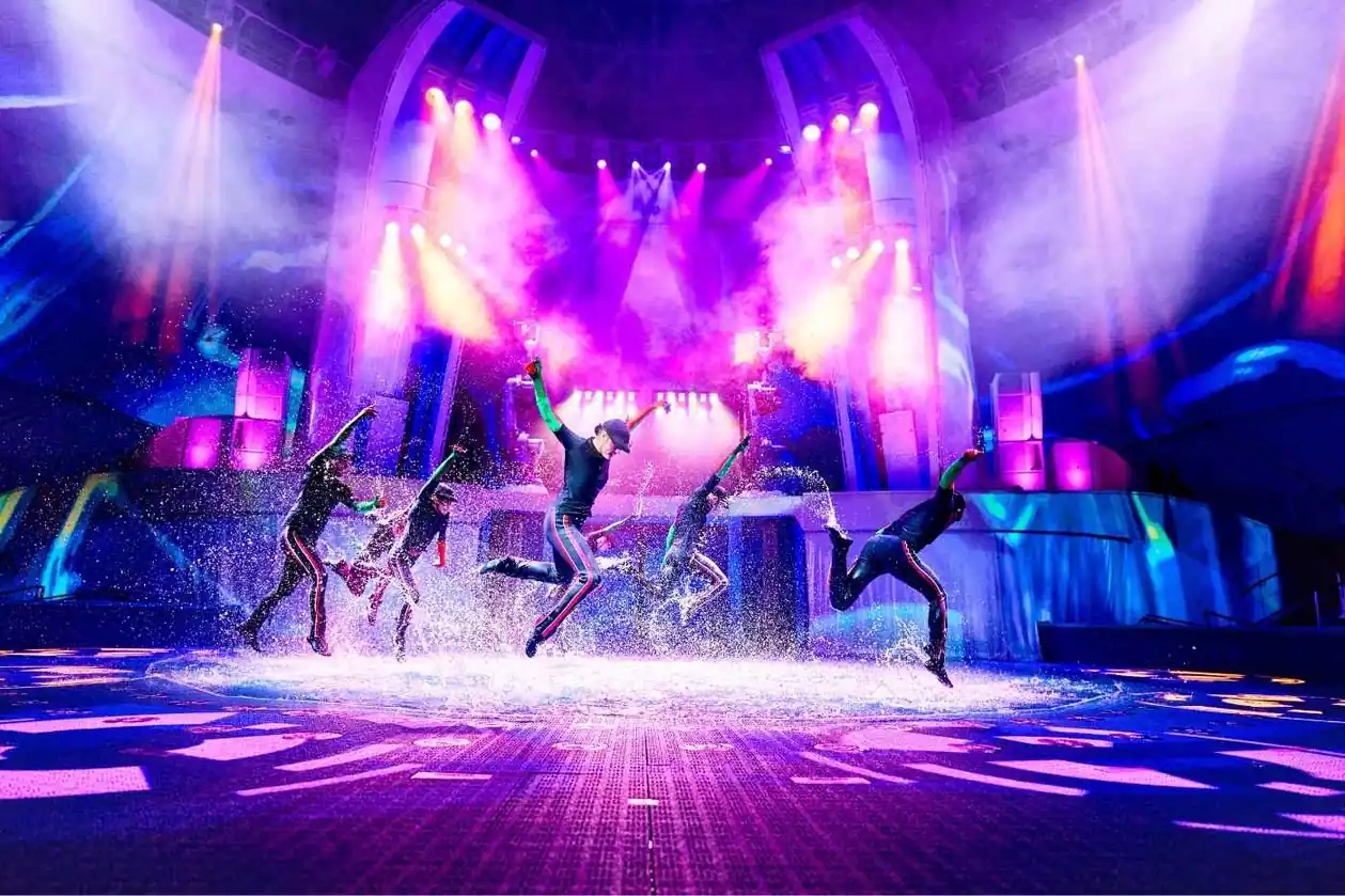 AquaTheater performance aboard a cruise ship